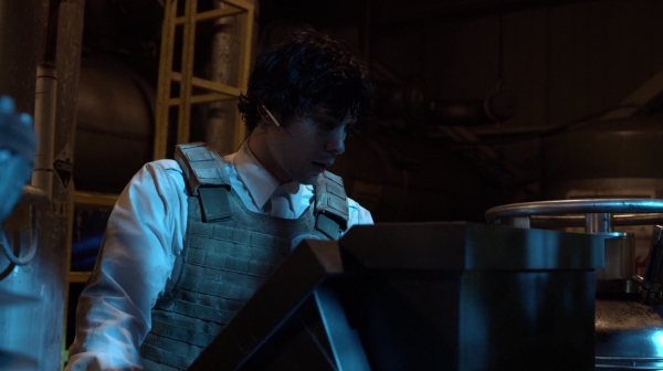 Bodyguard of Lies The 100 Season 2 Episode Fourteen-847
