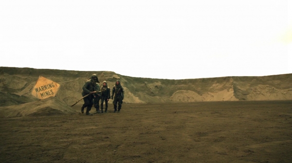 Bodyguard of Lies The 100 Season 2 Episode Fourteen-813
