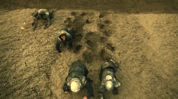 Bodyguard of Lies The 100 Season 2 Episode Fourteen-807
