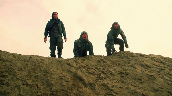 Bodyguard of Lies The 100 Season 2 Episode Fourteen-800
