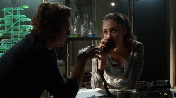 Bodyguard of Lies The 100 Season 2 Episode Fourteen-751
