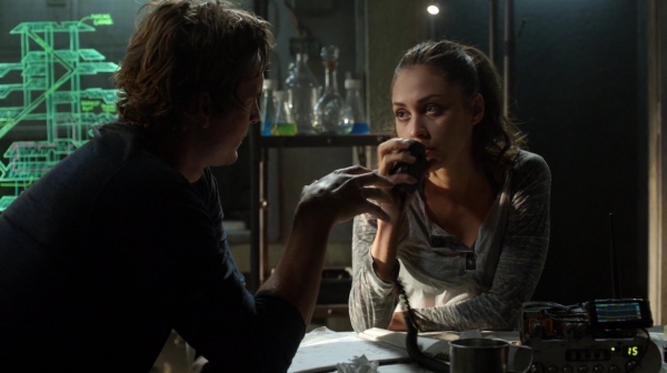 Bodyguard of Lies The 100 Season 2 Episode Fourteen-750
