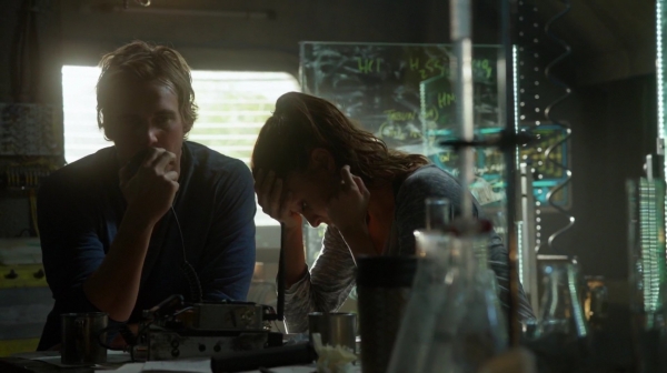 Bodyguard of Lies The 100 Season 2 Episode Fourteen-742

