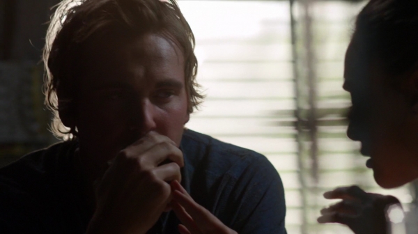 Bodyguard of Lies The 100 Season 2 Episode Fourteen-731

