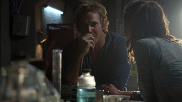 Bodyguard of Lies The 100 Season 2 Episode Fourteen-721
