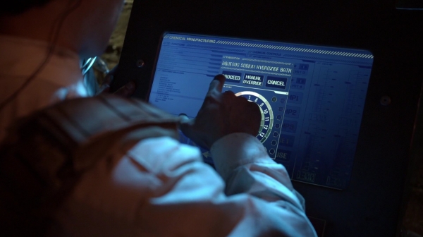 Bodyguard of Lies The 100 Season 2 Episode Fourteen-702

