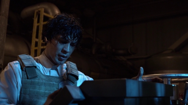 Bodyguard of Lies The 100 Season 2 Episode Fourteen-698
