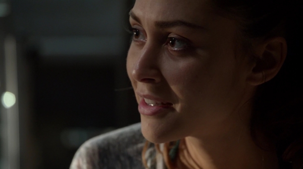 Bodyguard of Lies The 100 Season 2 Episode Fourteen-695
