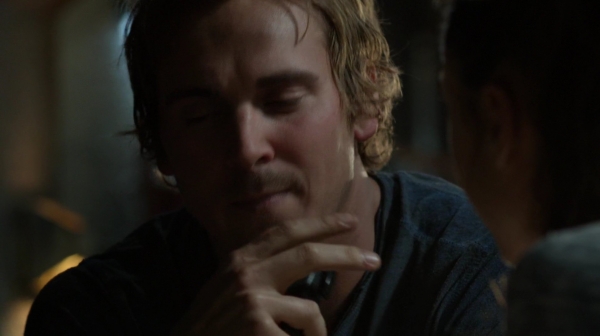 Bodyguard of Lies The 100 Season 2 Episode Fourteen-684
