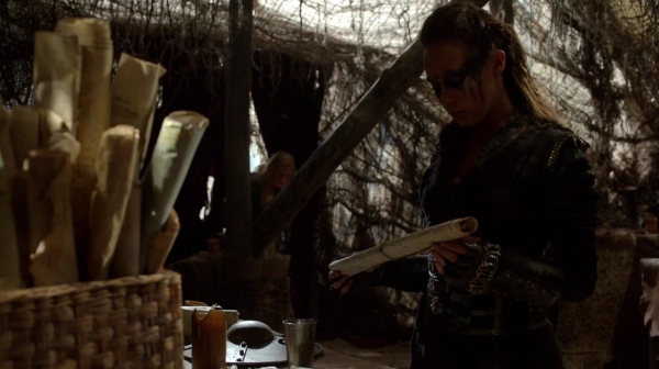 Bodyguard of Lies The 100 Season 2 Episode Fourteen-657
