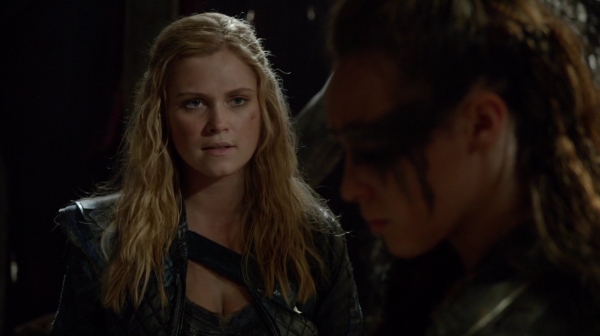 Bodyguard of Lies The 100 Season 2 Episode Fourteen-639
