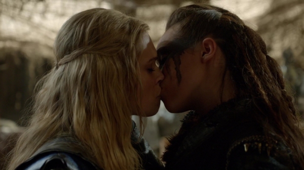 Bodyguard of Lies The 100 Season 2 Episode Fourteen-608
