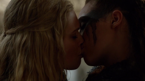 Bodyguard of Lies The 100 Season 2 Episode Fourteen-596
