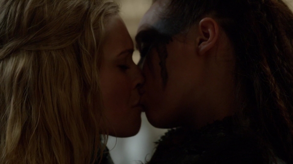 Bodyguard of Lies The 100 Season 2 Episode Fourteen-594
