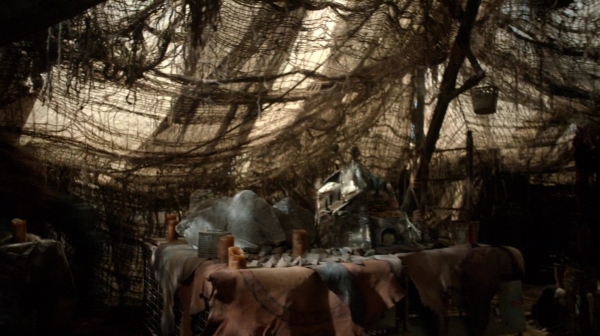 Bodyguard of Lies The 100 Season 2 Episode Fourteen-569
