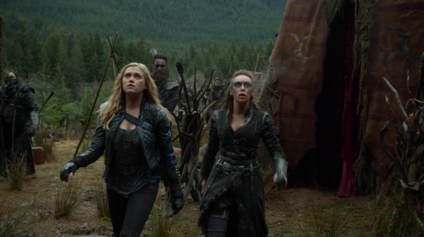 Bodyguard of Lies The 100 Season 2 Episode Fourteen-565
