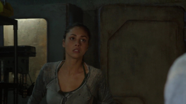 Bodyguard of Lies The 100 Season 2 Episode Fourteen-522
