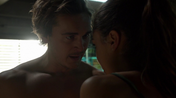 Bodyguard of Lies The 100 Season 2 Episode Fourteen-495

