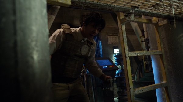Bodyguard of Lies The 100 Season 2 Episode Fourteen-450

