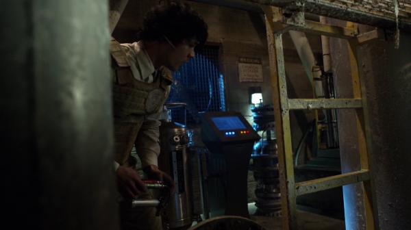 Bodyguard of Lies The 100 Season 2 Episode Fourteen-447
