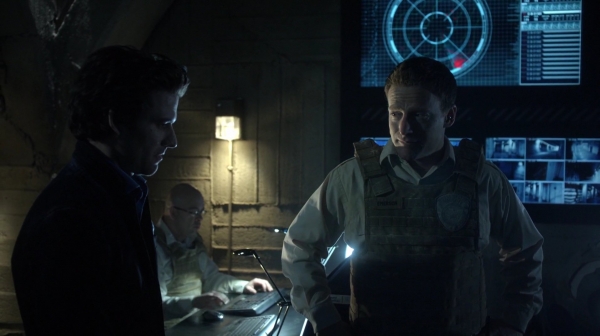 Bodyguard of Lies The 100 Season 2 Episode Fourteen-420
