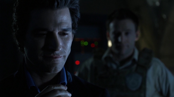 Bodyguard of Lies The 100 Season 2 Episode Fourteen-402
