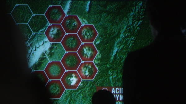 Bodyguard of Lies The 100 Season 2 Episode Fourteen-352
