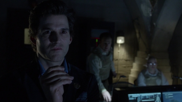 Bodyguard of Lies The 100 Season 2 Episode Fourteen-323
