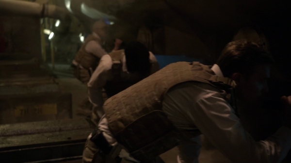 Bodyguard of Lies The 100 Season 2 Episode Fourteen-321
