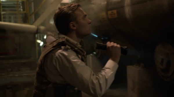 Bodyguard of Lies The 100 Season 2 Episode Fourteen-320
