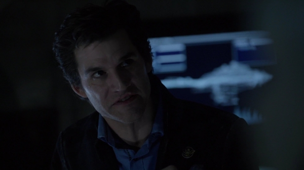 Bodyguard of Lies The 100 Season 2 Episode Fourteen-261

