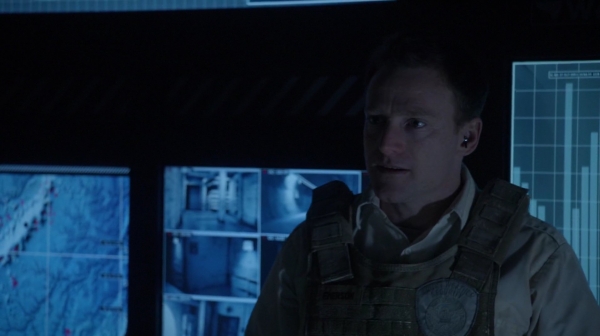 Bodyguard of Lies The 100 Season 2 Episode Fourteen-259
