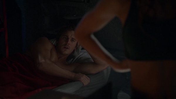 Bodyguard of Lies The 100 Season 2 Episode Fourteen-227
