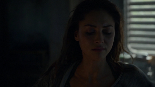 Bodyguard of Lies The 100 Season 2 Episode Fourteen-219
