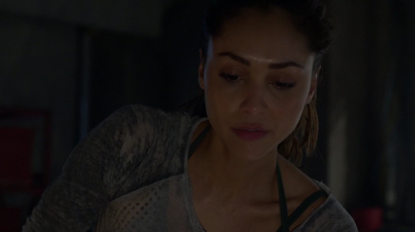 Bodyguard of Lies The 100 Season 2 Episode Fourteen-208
