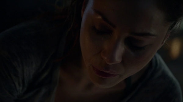 Bodyguard of Lies The 100 Season 2 Episode Fourteen-193
