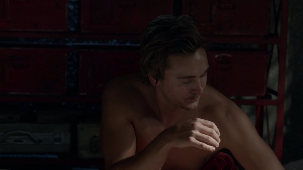 Bodyguard of Lies The 100 Season 2 Episode Fourteen-183
