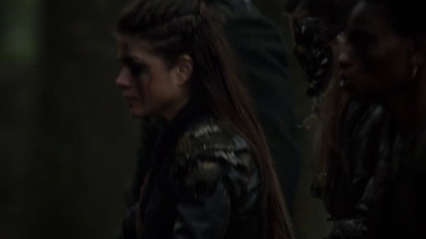 Bodyguard of Lies The 100 Season 2 Episode Fourteen-130

