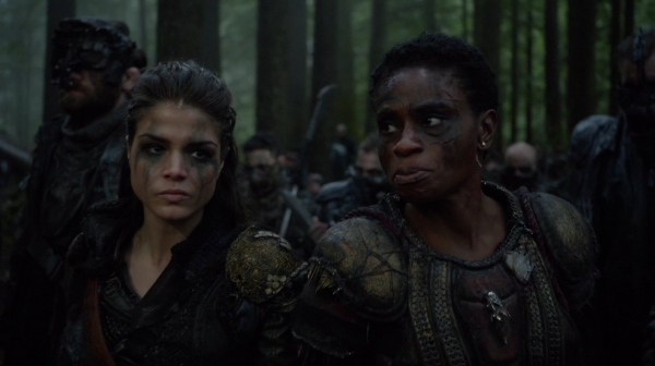 Bodyguard of Lies The 100 Season 2 Episode Fourteen-124
