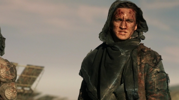 Bodyguard of Lies The 100 Season 2 Episode Fourteen-45

