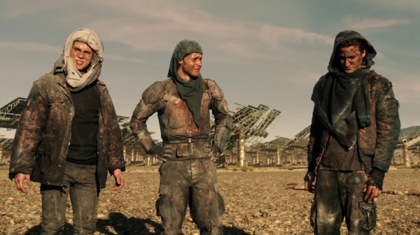 Bodyguard of Lies The 100 Season 2 Episode Fourteen-27

