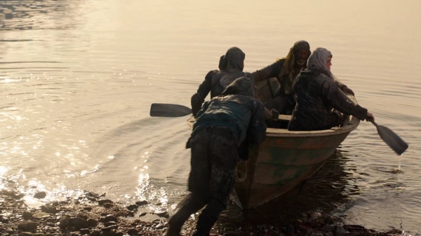 Bodyguard of Lies The 100 Season 2 Episode Fourteen-21
