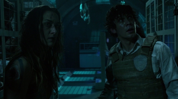 The 100 Season 2 Episode 15 Blood Must Have Blood Part One-2005

