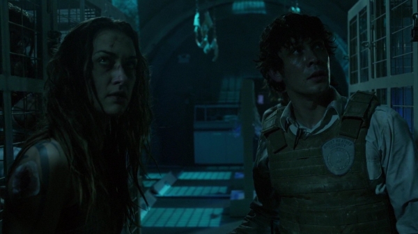 The 100 Season 2 Episode 15 Blood Must Have Blood Part One-2003
