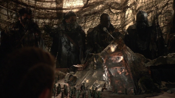 The 100 Season 2 Episode 15 Blood Must Have Blood Part One-1730
