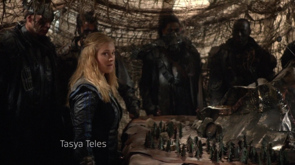 The 100 Season 2 Episode 15 Blood Must Have Blood Part One-1668
