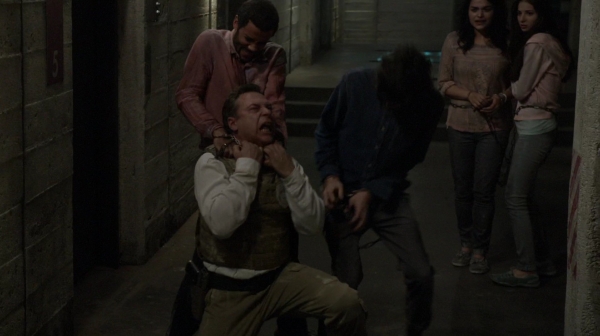 The 100 Season 2 Episode 15 Blood Must Have Blood Part One-1441
