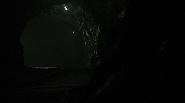 The 100 Season 2 Episode 15 Blood Must Have Blood Part One-1379

