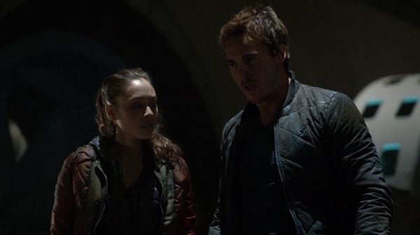 The 100 Season 2 Episode 15 Blood Must Have Blood Part One-1159
