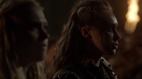 The 100 Season 2 Episode 15 Blood Must Have Blood Part One-923
